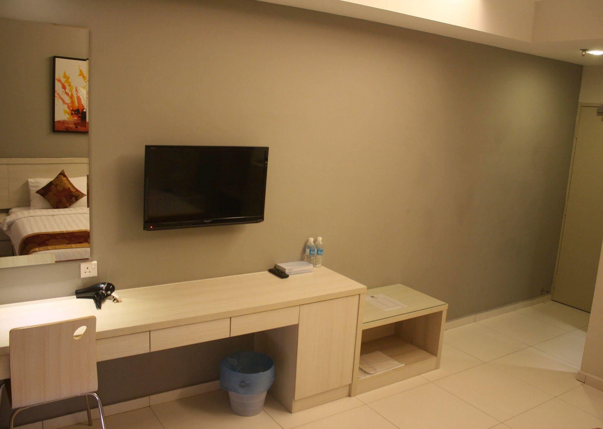 Aurora 2* Malacca